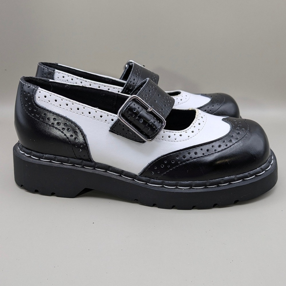 T.U.K. Anarchic Brogue White Black Mary Janes Buckle Strap Womens Size 8 - Picture 2 of 9